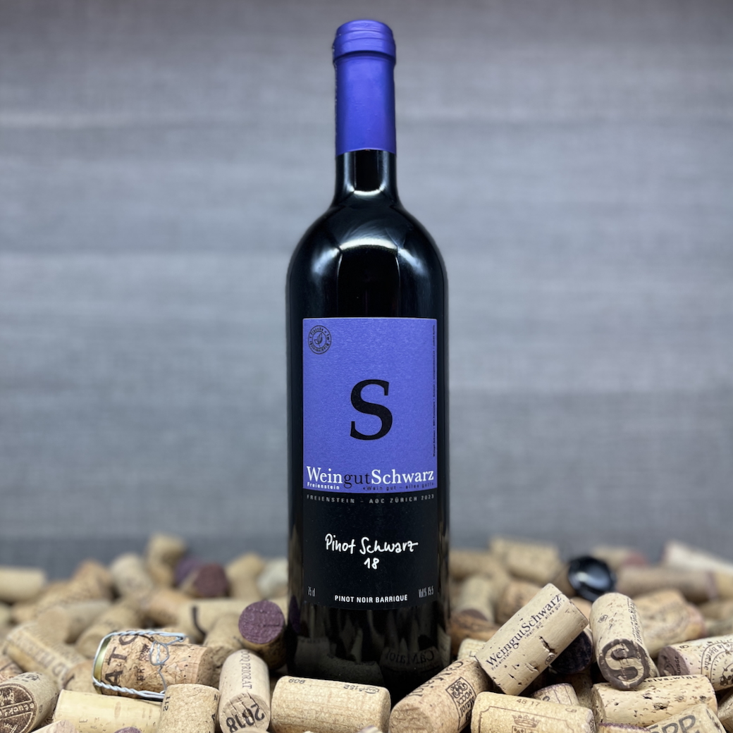 Pinot Schwarz 18, Weingut Schwarz Zürich, Pinot Noir Barrique, Bio Rotwein Schweiz, Rotwein angetrocknete Trauben
