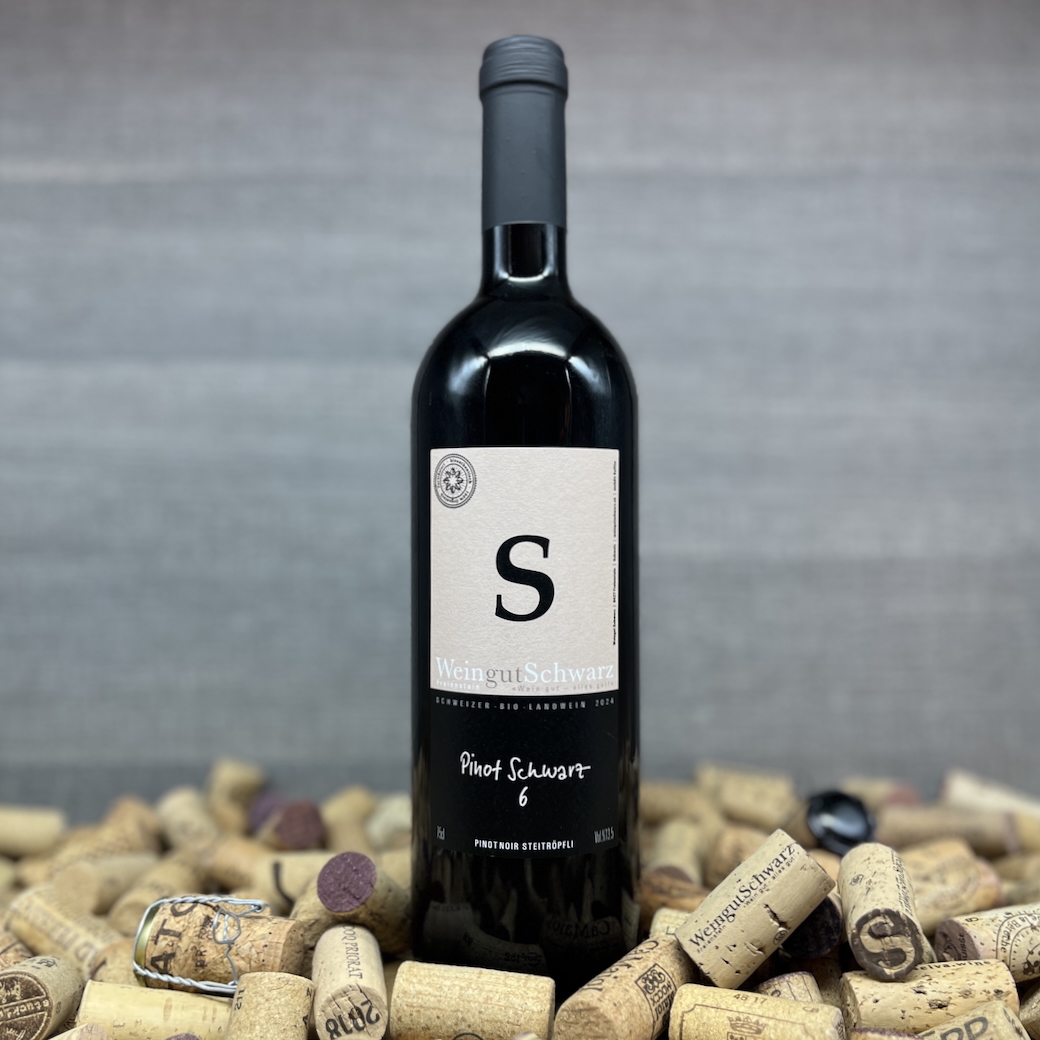 Pinot Schwarz 6, Weingut Schwarz Zürich, Pinot Noir Steitröpfli, Bio Rotwein Schweiz, Rotwein zu Plättli